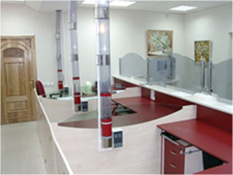 Касова зона банку з пневмопоштою